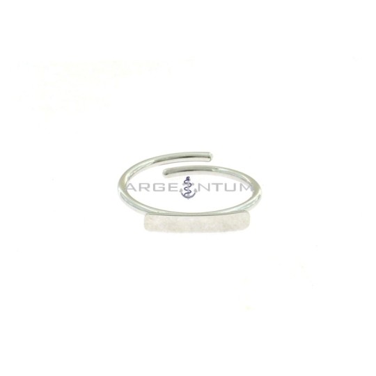 Adjustable tubular ring with white gold plated rectangular plate in 925 silver