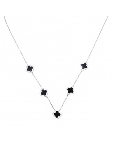 Pendant necklace with 5 onyx flowers...
