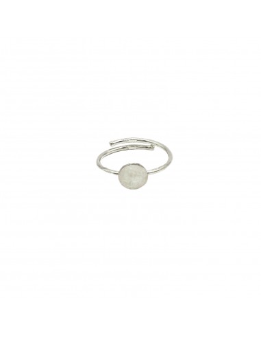 Adjustable wire ring with white gold...