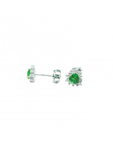 Stud earrings with green heart zircon...