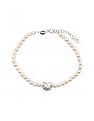 Pearl bracelet with central pavé...