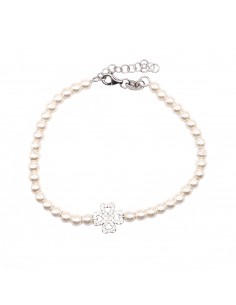 Pearl bracelet with central...