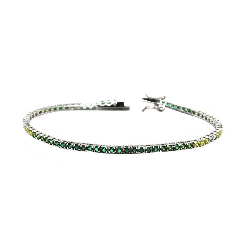 Degradé bracelet in the tone of green...