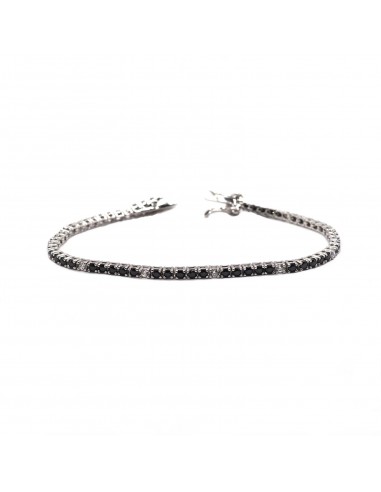 Tennis bracelet with 5 black and 1...