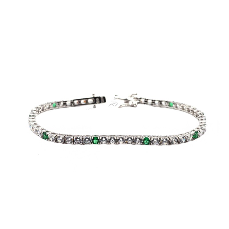 Tennis bracelet with 5 white and 1...