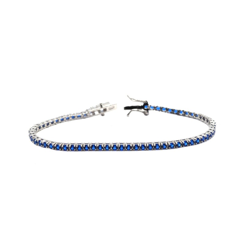 Tennis bracelet with 2mm blue zircons...