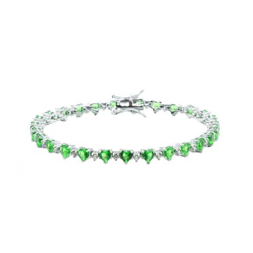 Bracelet of green heart...