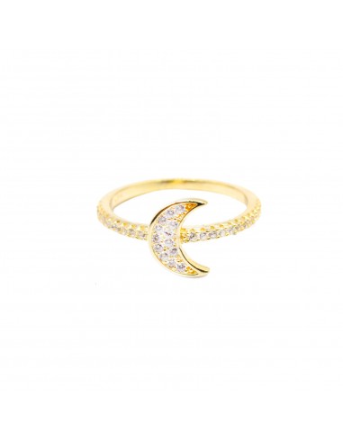 White semi-zircon ring with central...