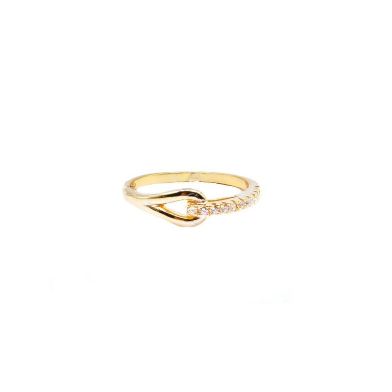 Half-zircon ring with yellow gold...