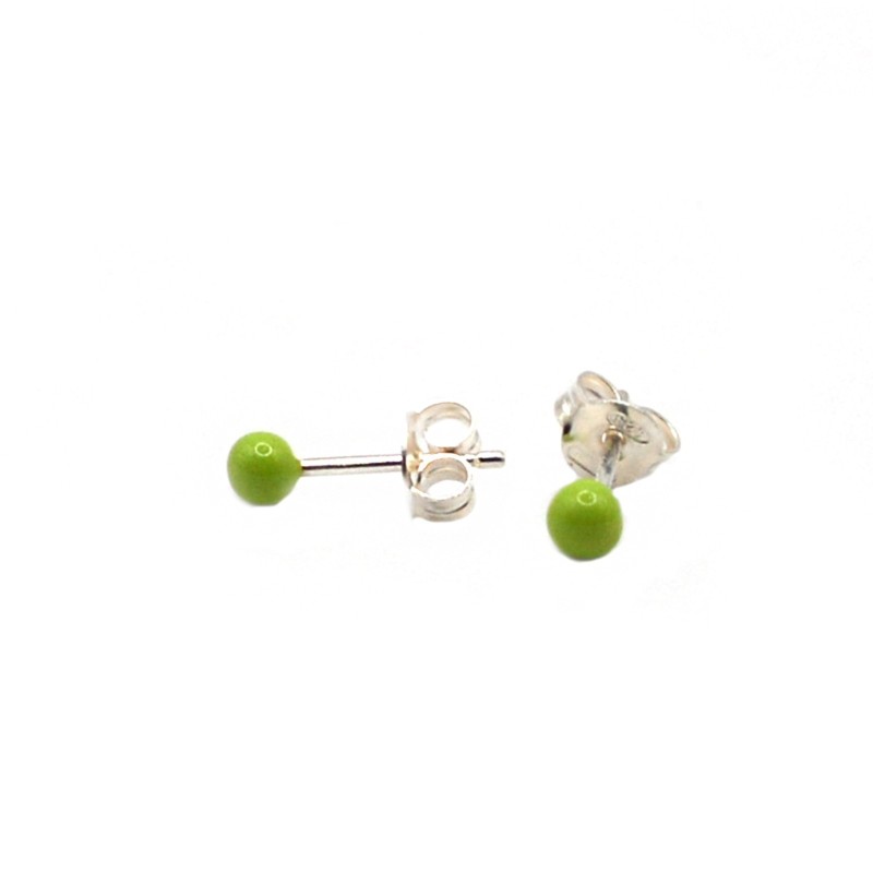 White gold plated apple green...