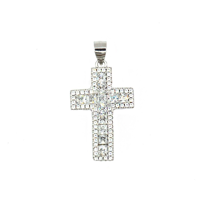 Cross pendant with carrè cut white...