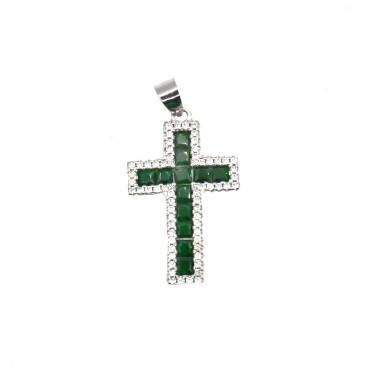 Cross pendant of green...